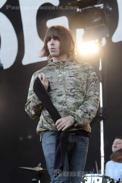 BEADY EYE - 2011-07-03 - BELFORT - Presqu'ile du Malsaucy - 
